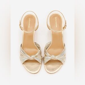 Reformation Petra cylinder heel sandal Gold size 7.5 NWOT